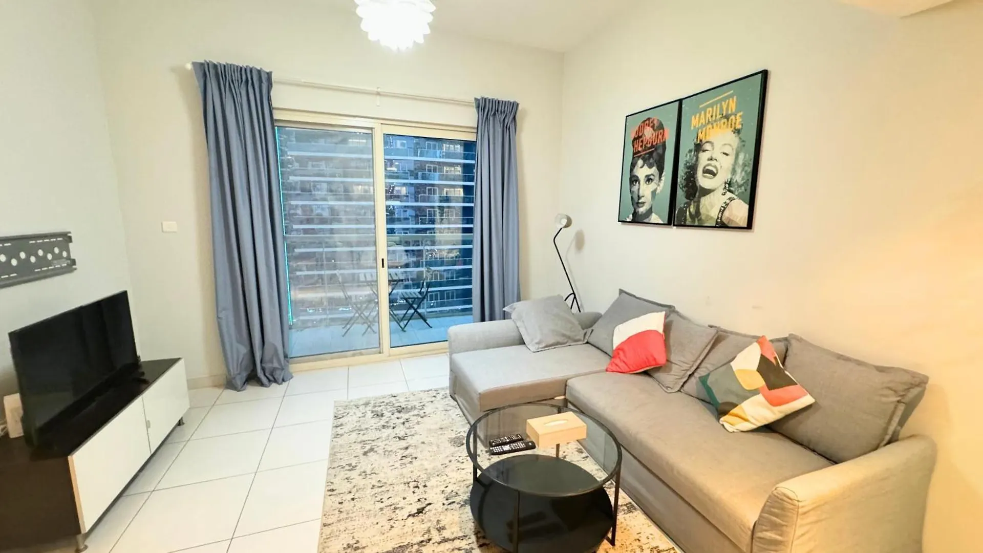 Alluring 1Br Opp To Jbr Beach- Marina Views 두바이